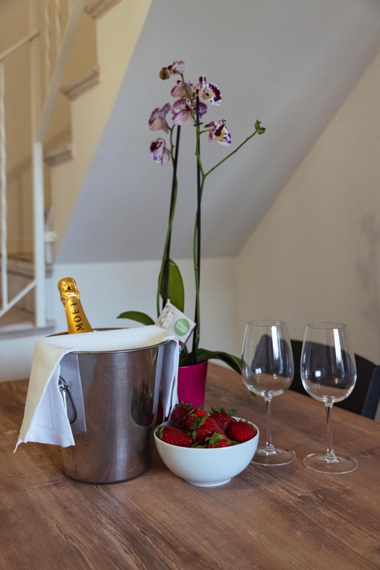 Guggiate - Seta Apartment Bellagio Eksteriør billede