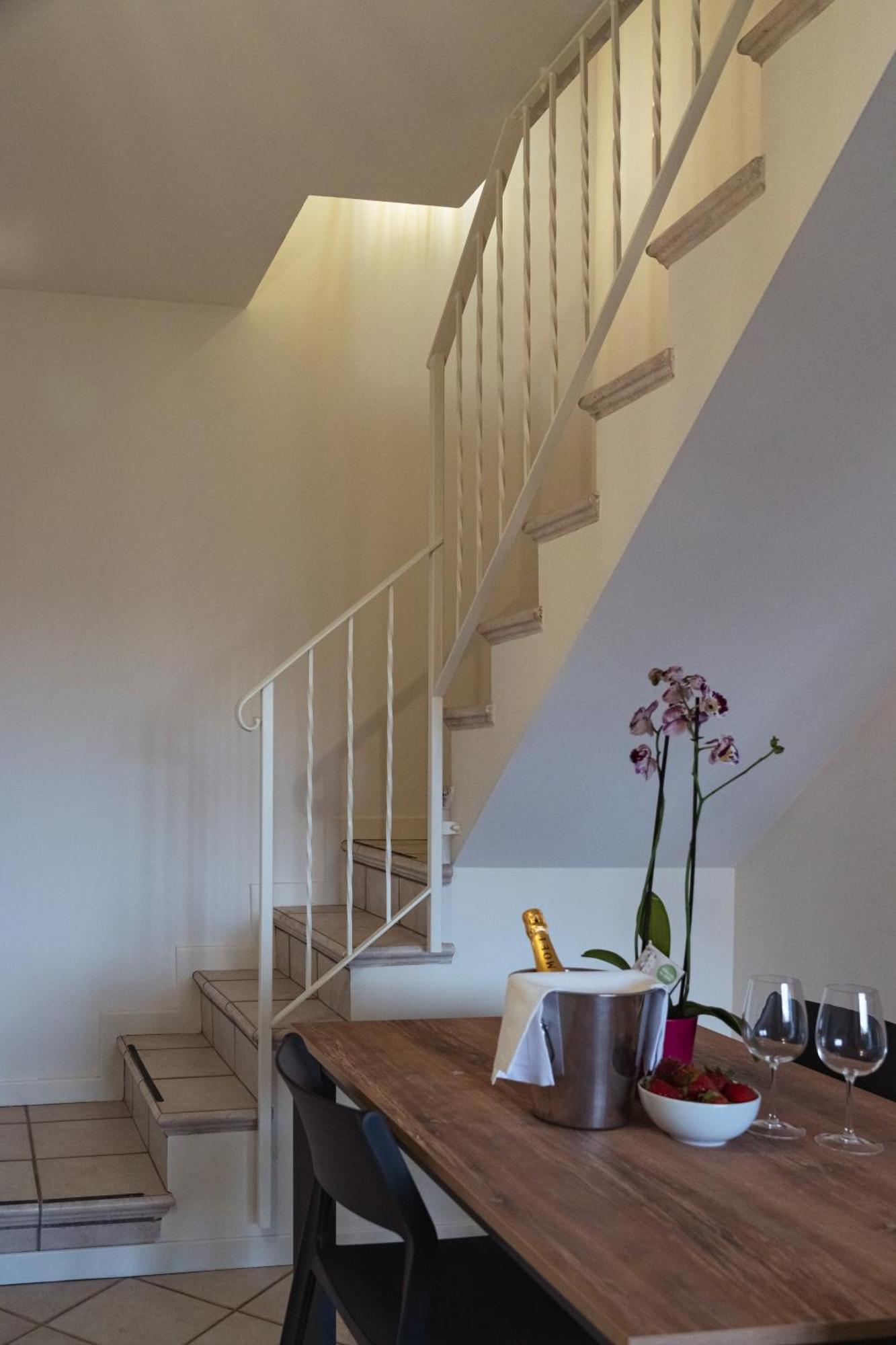 Guggiate - Seta Apartment Bellagio Eksteriør billede